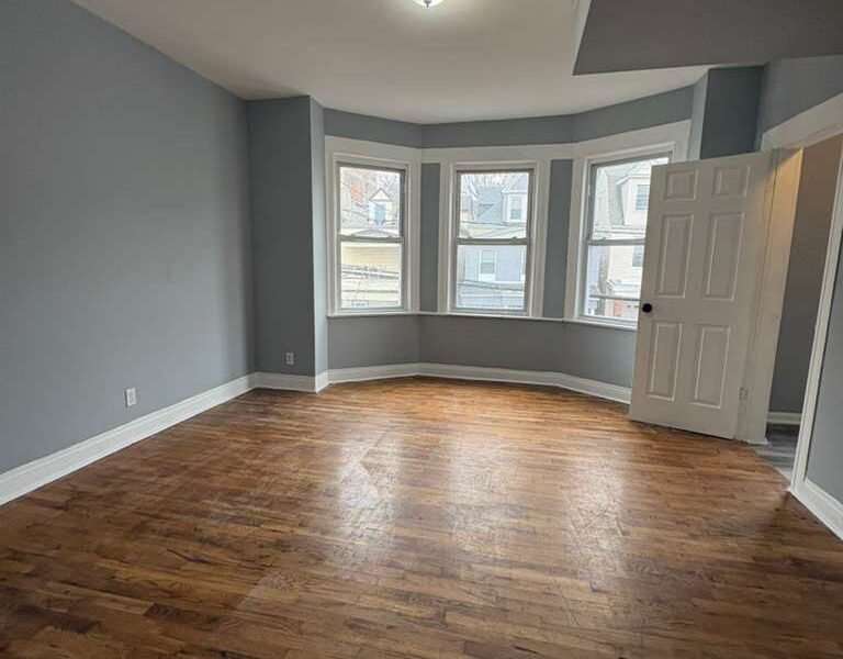 161 S 11th St,Newark, NJ