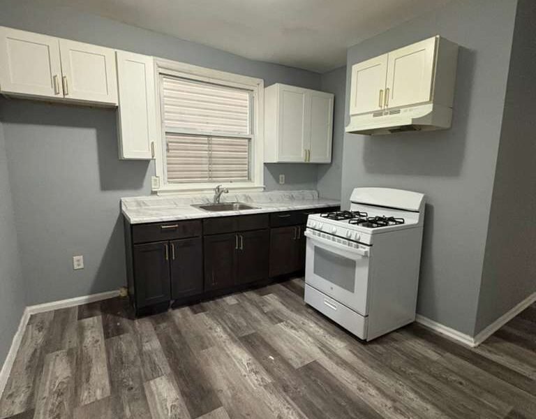 161 S 11th St,Newark, NJ