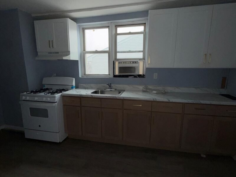 326 S Seventh St Newark, NJ