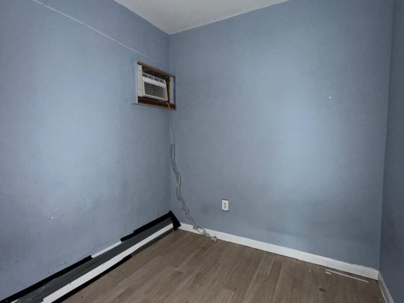 326 S Seventh St Newark, NJ