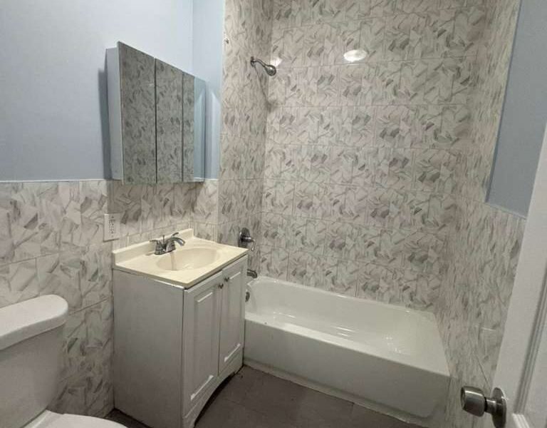 62 Ellis Ave, Irvington, NJ