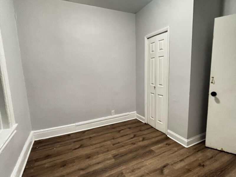 90 Lake St, Jersey City, NJ