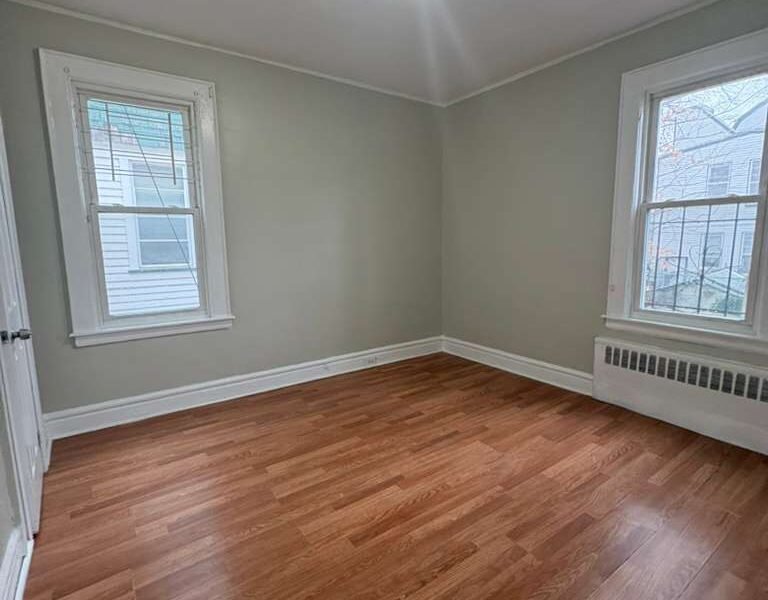 878 S 20th St Newark, NJ