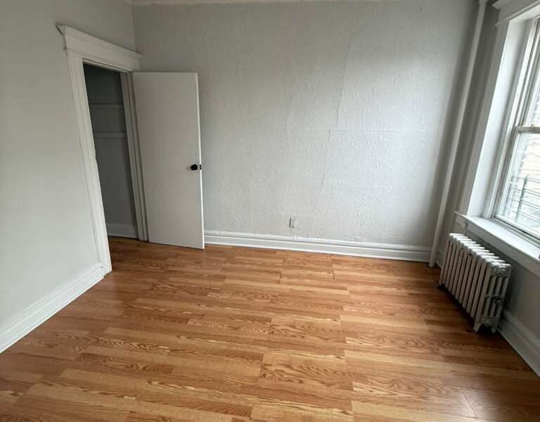 225 Clifton Ave Newark, NJ 07104