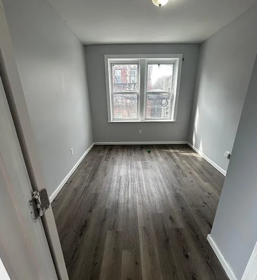 122 Wade St #4, Jersey City, NJ 07305