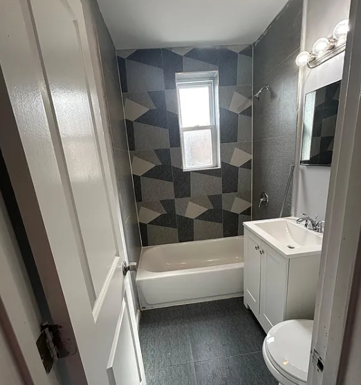 122 Wade St #4, Jersey City, NJ 07305