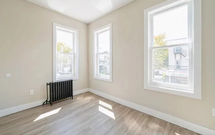 218 Bowers St #2R, Jersey City, NJ 07307