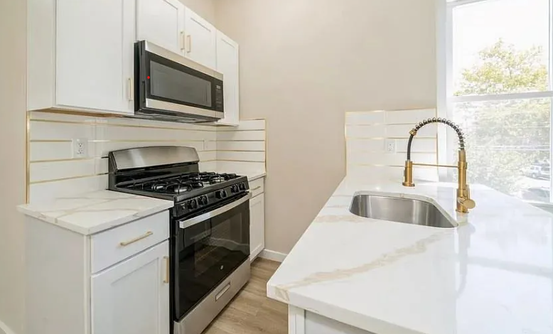 218 Bowers St #2R, Jersey City, NJ 07307