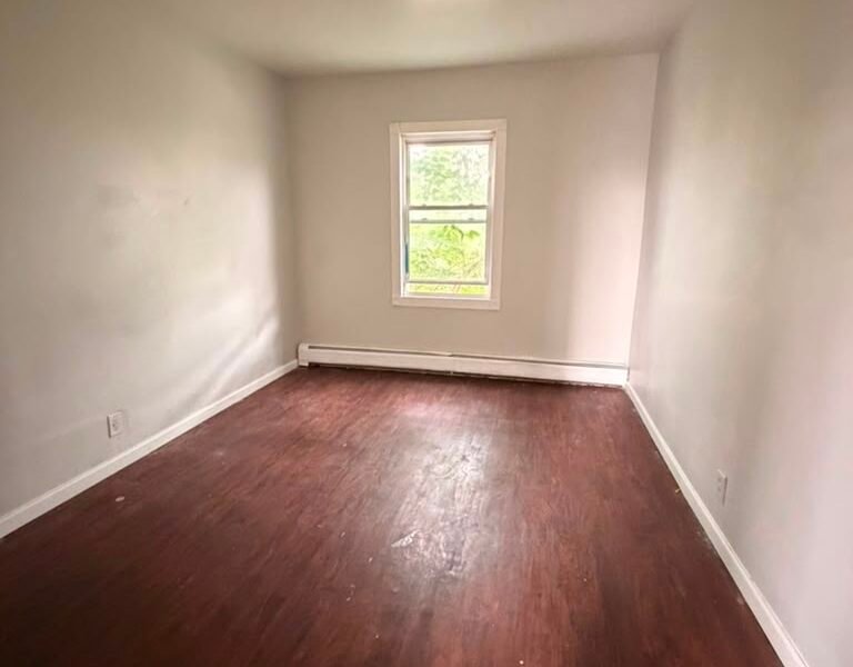 607 N 7th St #3 Newark, NJ 07107