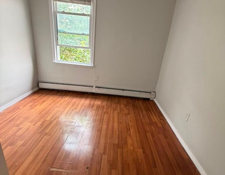 607 N 7th St #3 Newark, NJ 07107