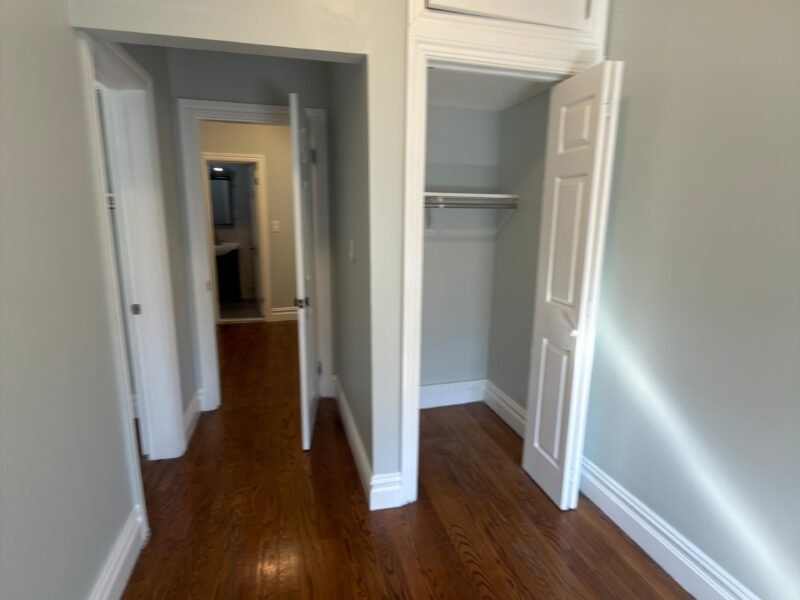 45 E 26th St APT 1, Bayonne, NJ 07002