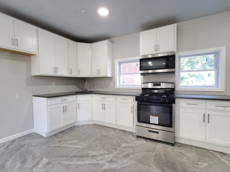 563 Ocean Ave #2, Jersey City, NJ 07305