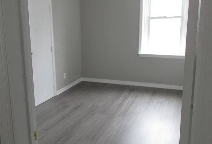 587 N 6th St #1A, Newark, NJ 07107