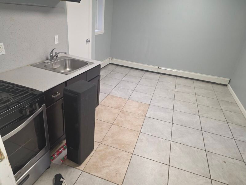 587 N 6th St #2A, Newark, NJ 07107