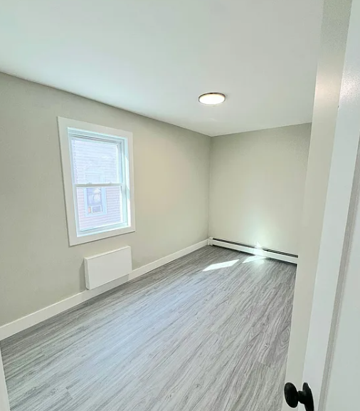 9-11 Stecher St #2L, Newark, NJ 07112