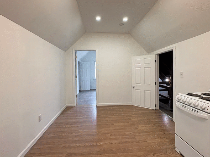 954 E Grand St #3, Elizabeth, NJ 07201