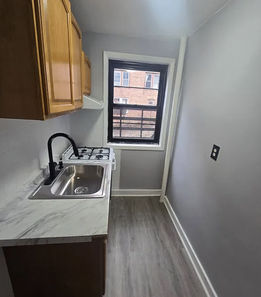 109 Belgrove Dr APT 3A, Kearny, NJ 07032