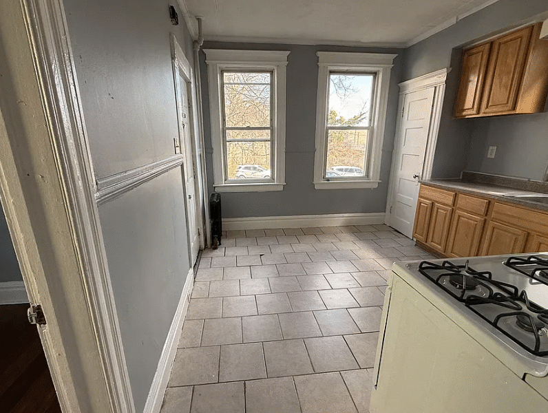 110 Brookside Ave Floor 1, Irvington, NJ 07111