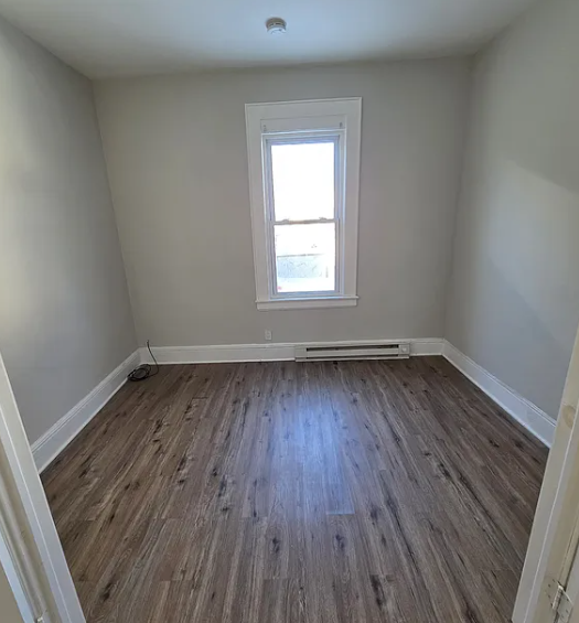 110 Hilton Ave #4, Vauxhall, NJ 07088