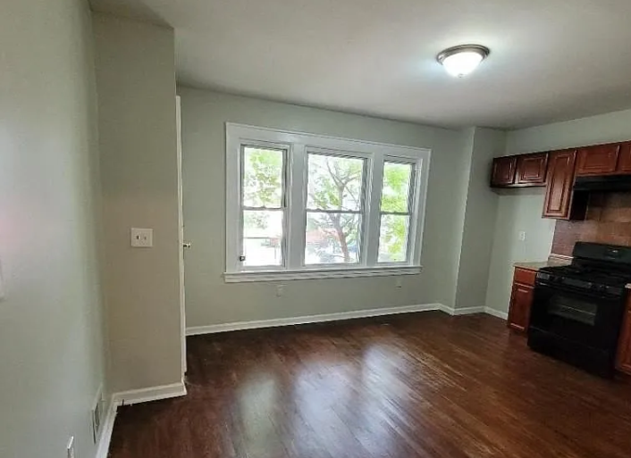 112 Monroe St APT 1, Roselle, NJ 07203