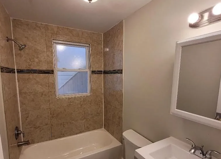 112 Monroe St APT 1, Roselle, NJ 07203