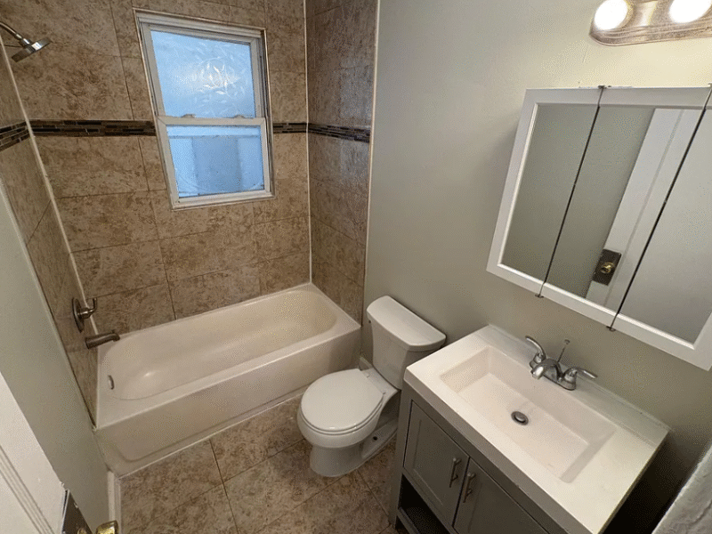 112 Monroe St APT 2, Roselle, NJ 07203