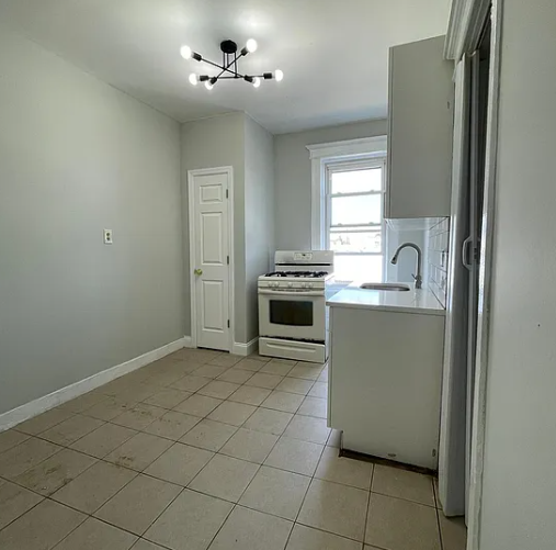 115 Brown Pl APT 8, Jersey City, NJ 07305