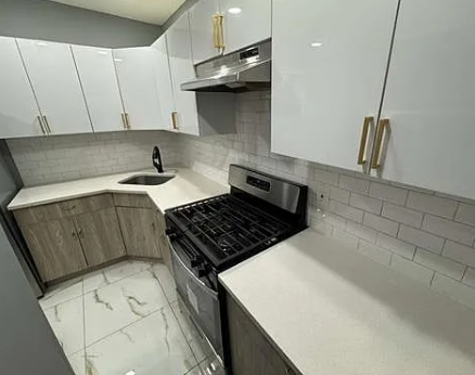 67 9th Ave Floor 2, East Orange, NJ 07018