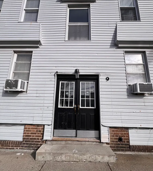 9 Boyd St #5, Kearny, NJ 07032