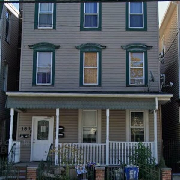 183 Summer Ave #2, Newark, Nueva Jersey, 07104.