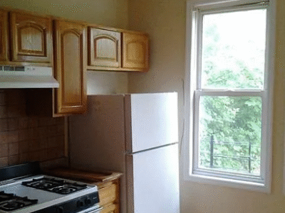 318 S 19th St, Newark, NJ 07103