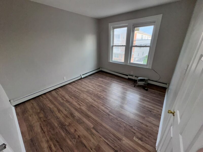 53 Tillinghast St APT 2R, Newark, NJ 07108