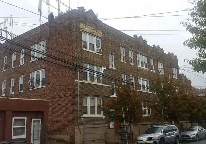 731 S 13th St #2L, Newark, NJ 07103