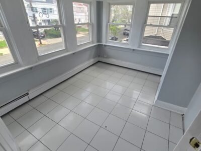 20 Baldwin #2, Newark, Nueva Jersey, 07108.