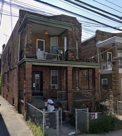 211 Grant Ave #1, Jersey City, Nueva Jersey, 07305.