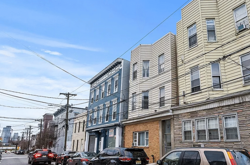 413 Monastery Pl #2, Union City, NJ 07087