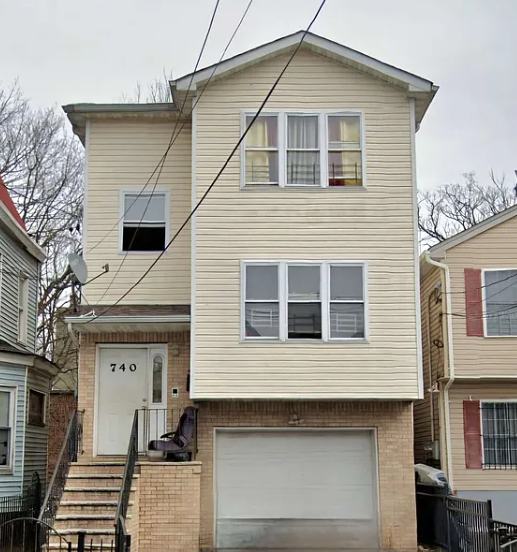 740 S 15th St #1, Newark, NJ 07103
