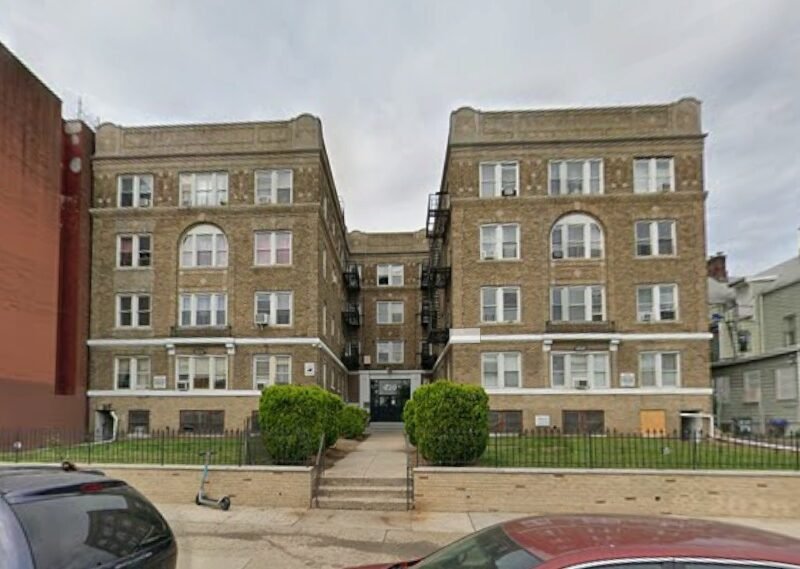 220 Roseville Ave #411, Newark, Nueva Jersey, 07107.