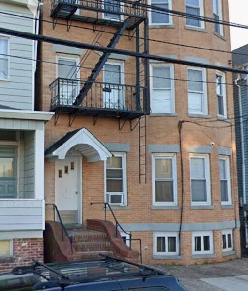 232 Inslee Pl #3F, Elizabeth, Elizabethport, Nueva Jersey, 07201.