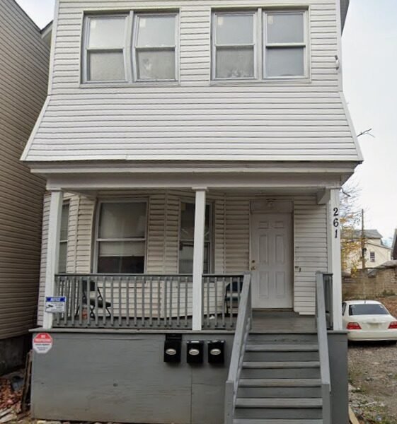 232 Inslee Pl #3F, Elizabeth, Elizabethport, Nueva Jersey, 07201.