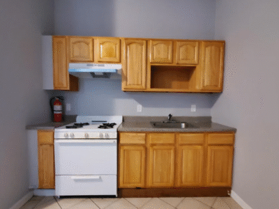 16 Willoughby St #1, Newark, NJ 07112