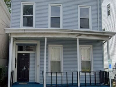306 Van Houten Street #2B, Paterson, Nueva Jersey, 07501.