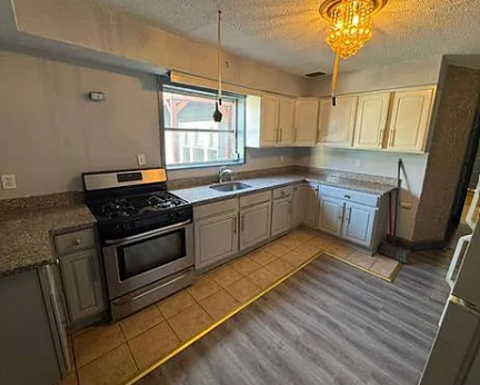 39 Andrew St #2, Bayonne, NJ 07002