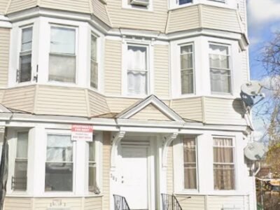 381.5 Central Ave #1B, Newark, Nueva Jersey, 07103.