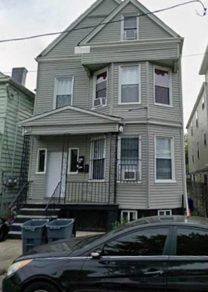 408 S 11TH ST, Newark, Nueva Jersey, 07103.