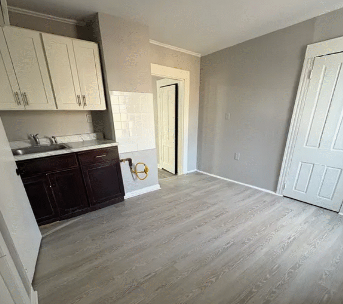 61 Tillinghast St #3 Newark, NJ 07108