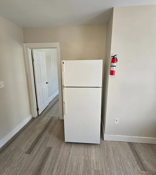 490 E 23rd St APT 4, Paterson, NJ 07514