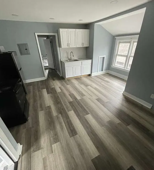 888 S 18th St Floor 3, Newark, NJ 07108