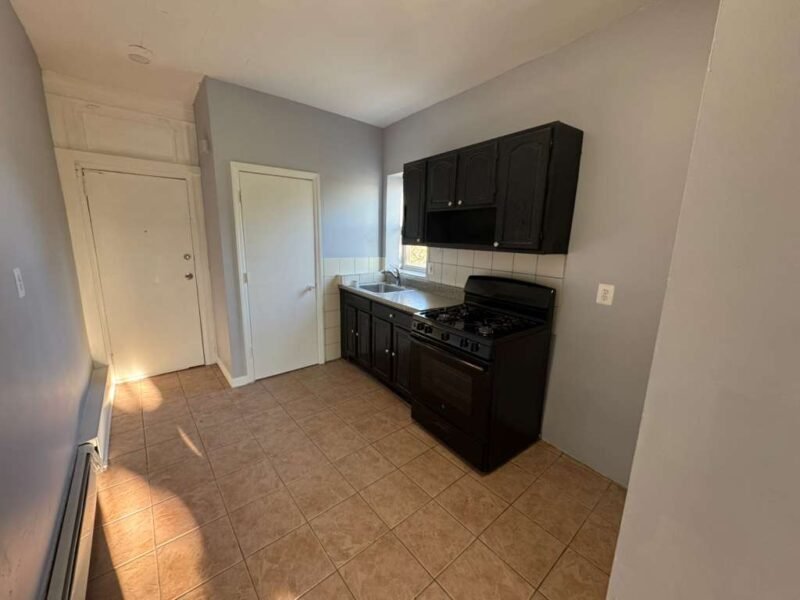 45 Jones St #5, Newark, Nueva Jersey, 07103.