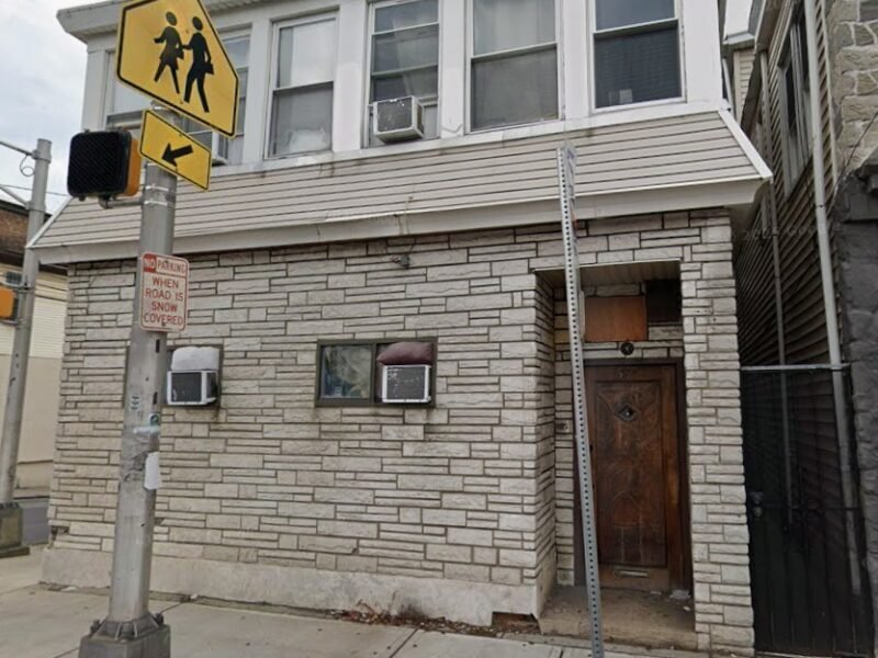 559 Grove St #2, Irvington, Nueva Jersey, 07111.